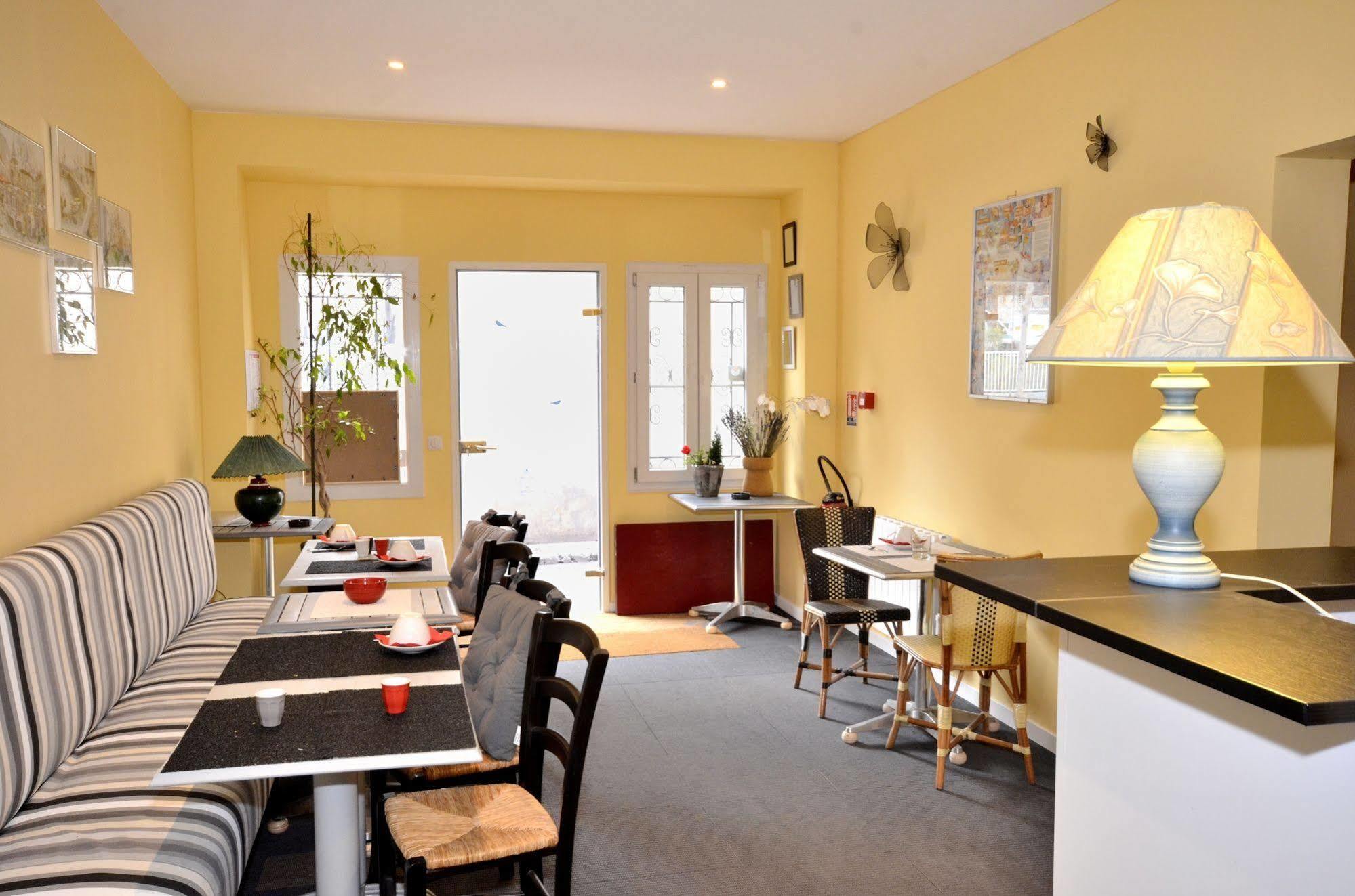 Hotel De La Villa Biron Saint-Ouen  Extérieur photo